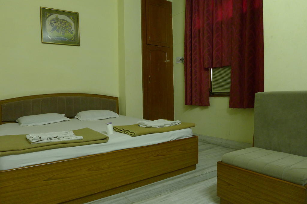 Hotel Kiran Palace Udajpur Exteriér fotografie